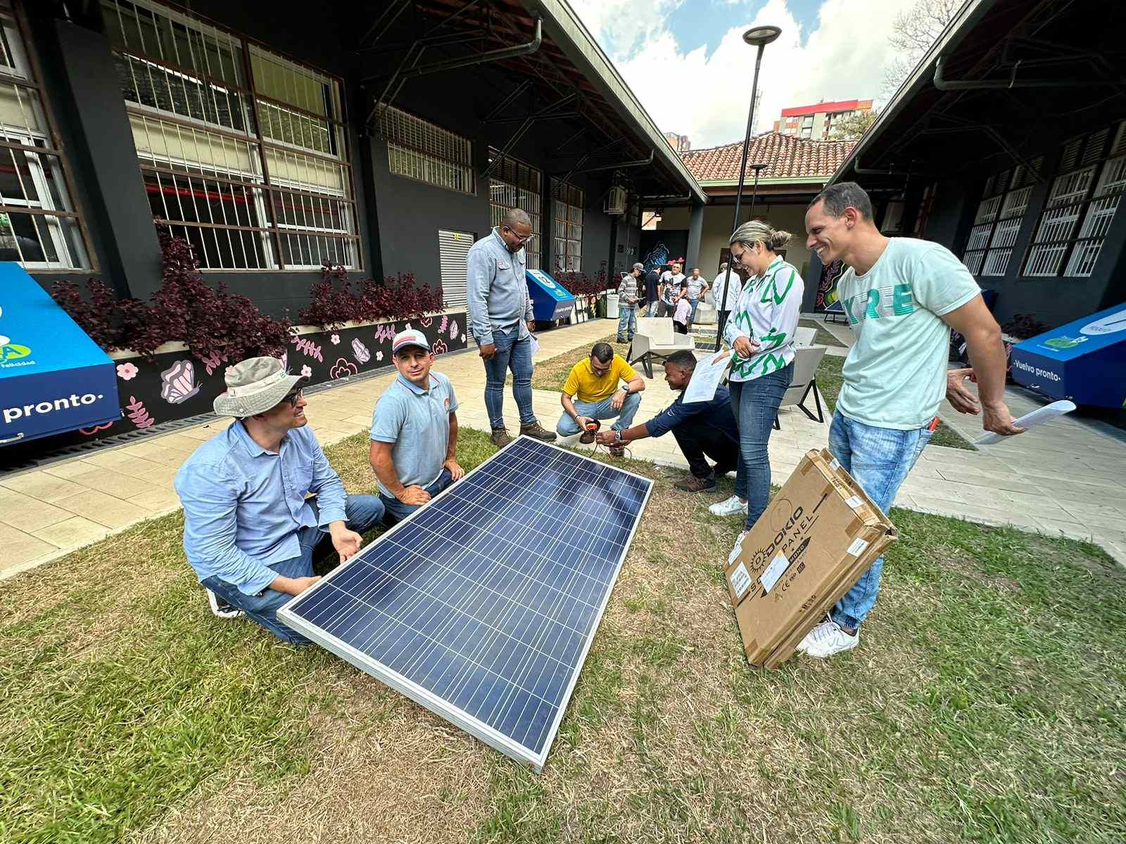politecnico nueva coolombia energia solar